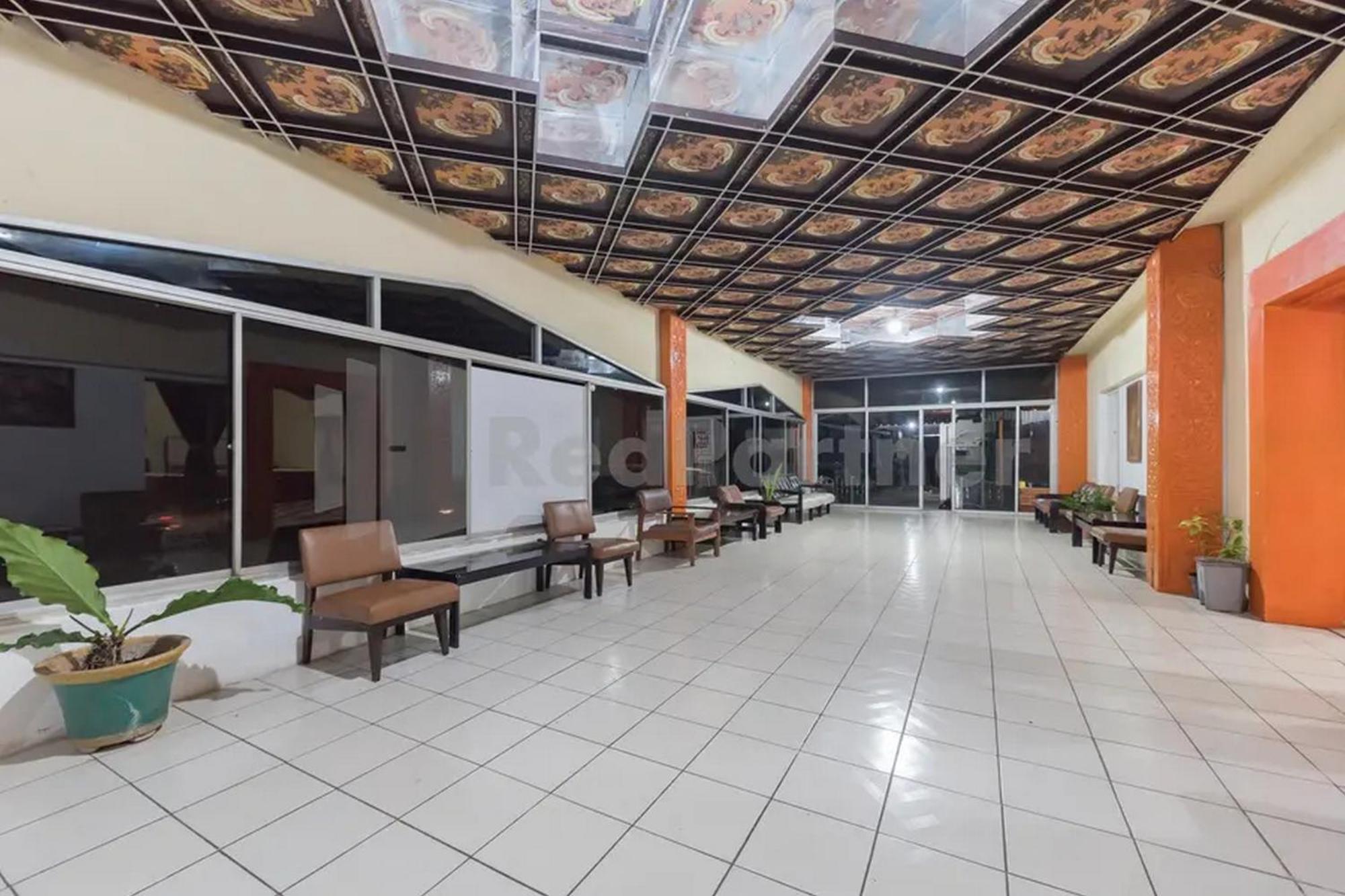 Hotel Linggarjati Near Natural Park Twa Linggarjati エクステリア 写真